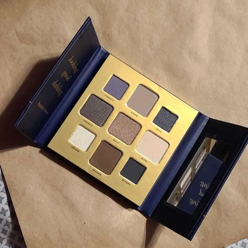 Eye shadow palette (open to offers)